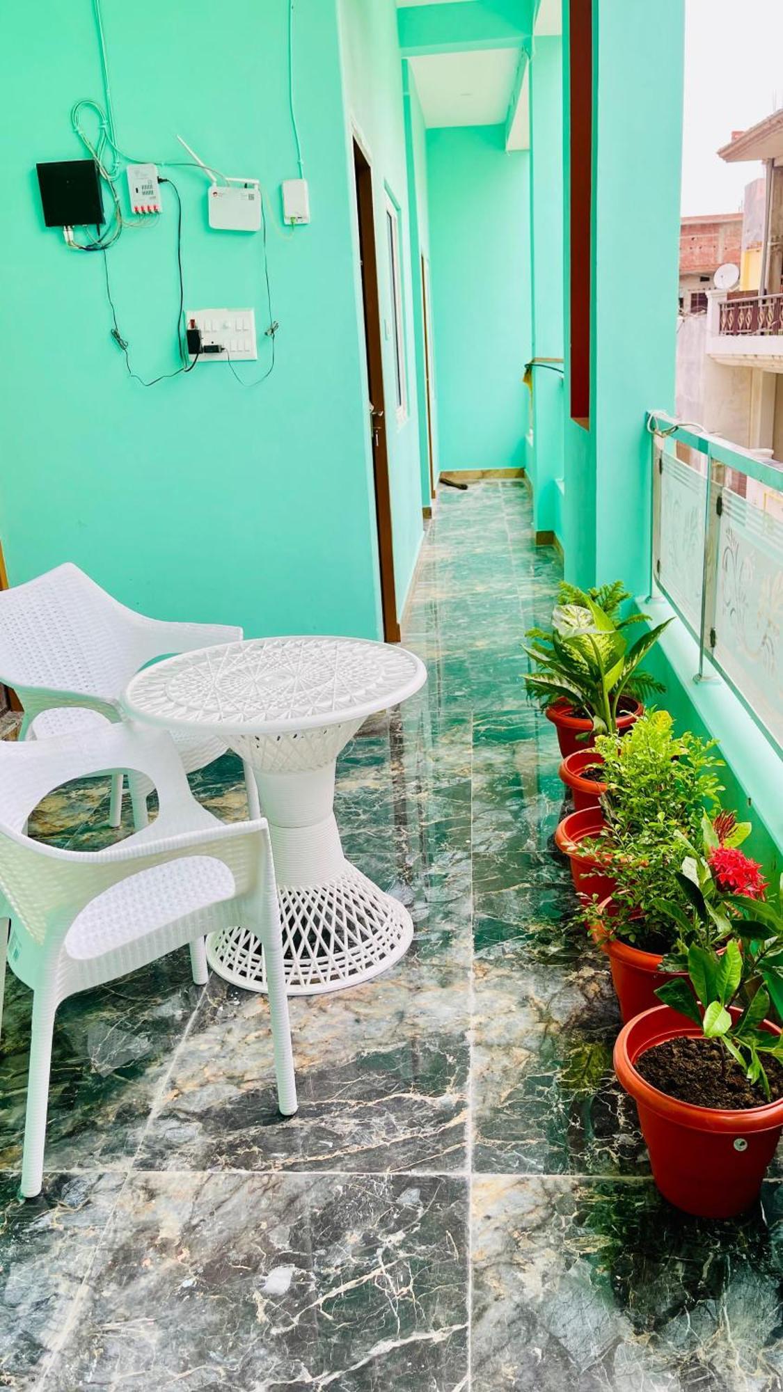 Amrita Residency Villa Varanasi Exterior photo